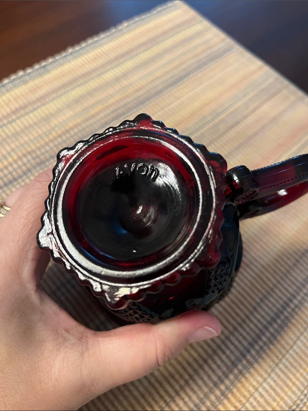 Avon “Cape Cod” Ruby Red Vintage-Style Glass Creamer - Picture 5 of 6